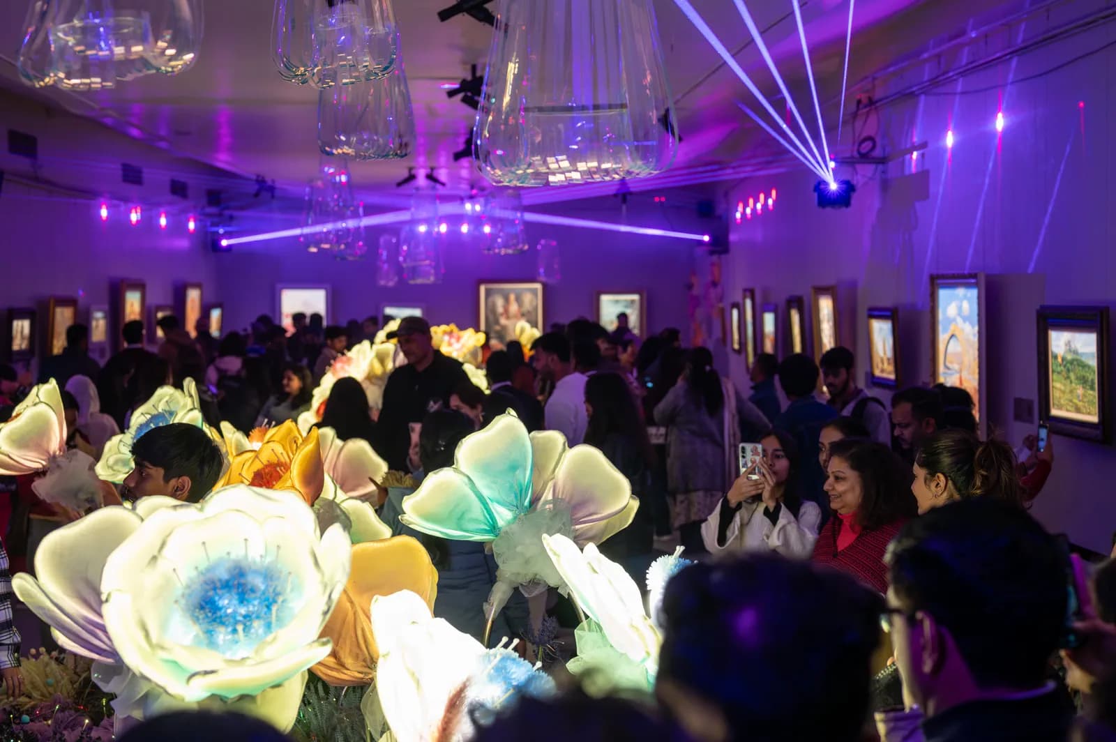 Экспозиция Dream Vision с мультимедийным оформлением