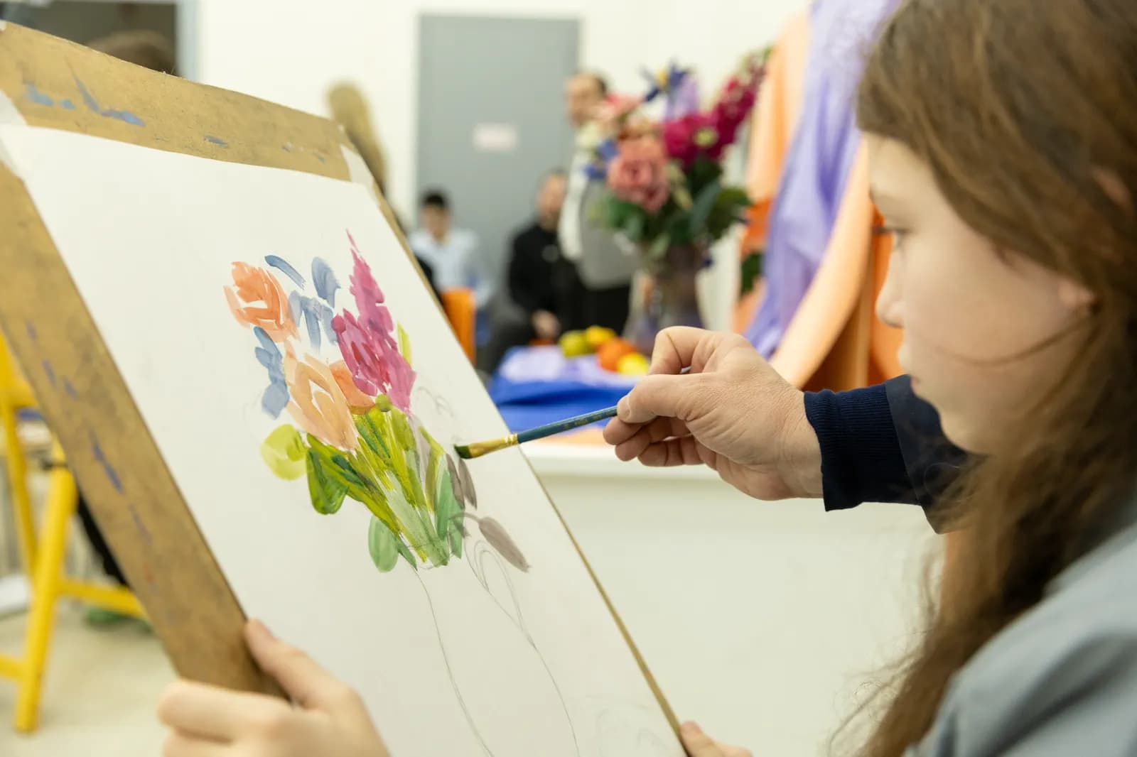 Учащиеся Краснопресненской художественной школы на встрече с художником